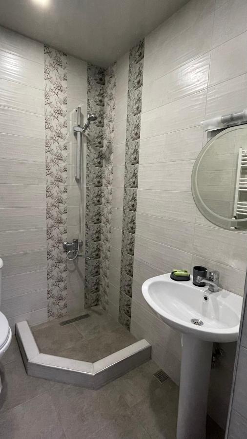 Home Apartments Batumi Esterno foto